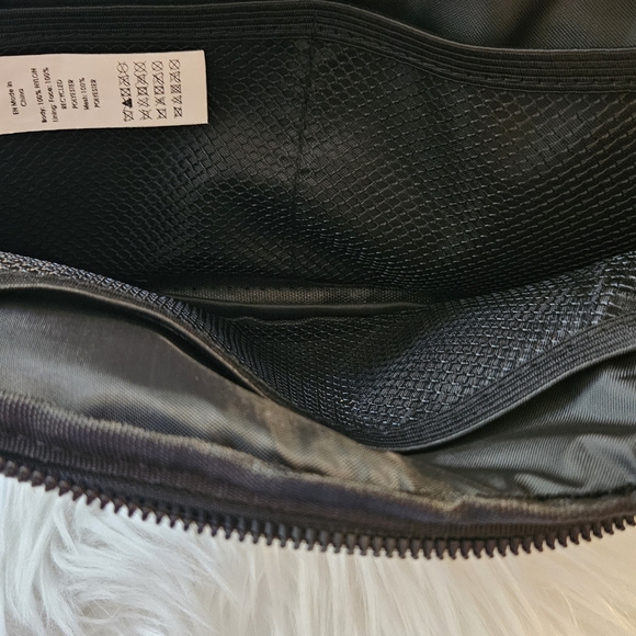 Othr Black Crossbody Bag - Picture 2 of 2